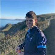 Soy un Ingeniero Mecánico, estudiando un master de Dirección de Proyectos y con experiencia en impartir clases de física